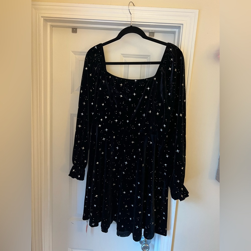 Cider long sleeve velvet dress black